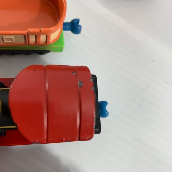 Learning Curve Thomas the Train Diecast Metal Trains Lot of 8 Locomotives Cars - Picture 8 of 10